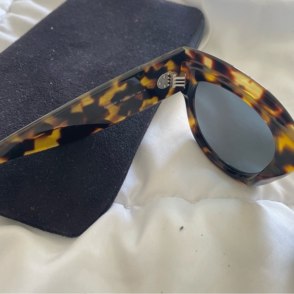 Celine CL40008F Tortoise - Picture 4 of 8